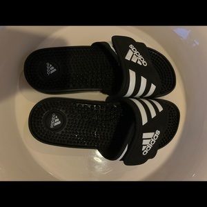 Adidas adissage slides black